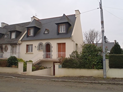 Brest Lamb�zellec Kerichen Croix Rouge Maison T6 de 105m� sur sous-sol complet