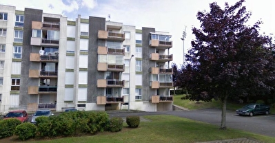 BREST Secteur K�richen G�ant Appartement T4 2 chambres possibilit� 3 avec  parking priv� dans r�sidence des ann�es 80 proche commerces et tramway