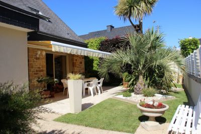 BREST - ST-MARC / LE GUELMEUR - MAISON DE 220 M2 AVEC TERRASSE DONNANT SUR JARDIN DE 400 M2 - GARAGE - ACCES HANDICAPE