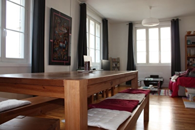 BREST - ST LOUIS/ BD JEAN MOULIN - APPARTEMENT 2 CHAMBRES DE 87 M2 AVEC VUE SUR LA PENFELD