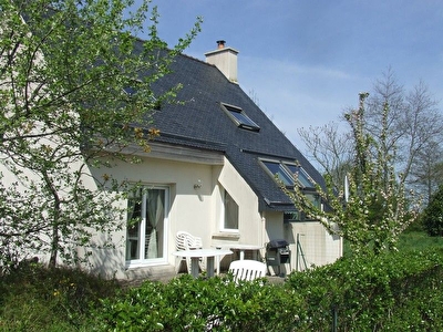 Maison  5 pi�ce(s) 110 m2 Plougoulm