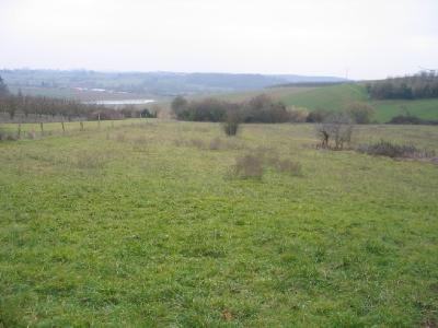  Terrain � b�tir Monbahus