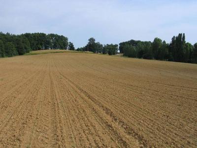  Terrain � b�tir