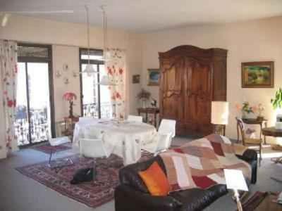  Appartement bourgeois Villeneuve Sur Lot - 7 pi�ce(s) - 183 m2