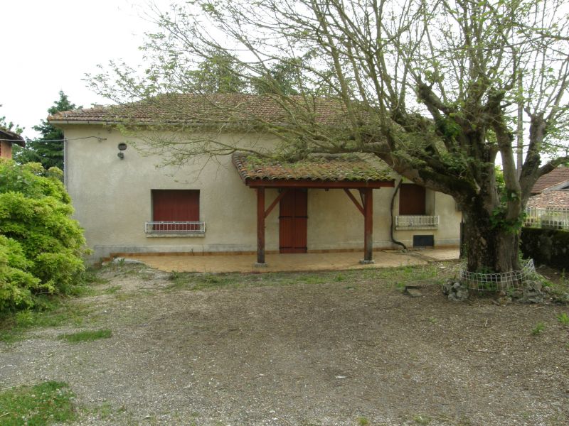  Maison de campagne Ste Colombe De Villeneuve - 4 pi�ce(s) - 127 m2