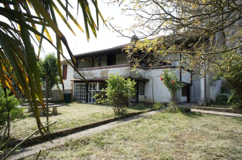  Maison Monclar - 4 pi�ce(s) - 72 m2