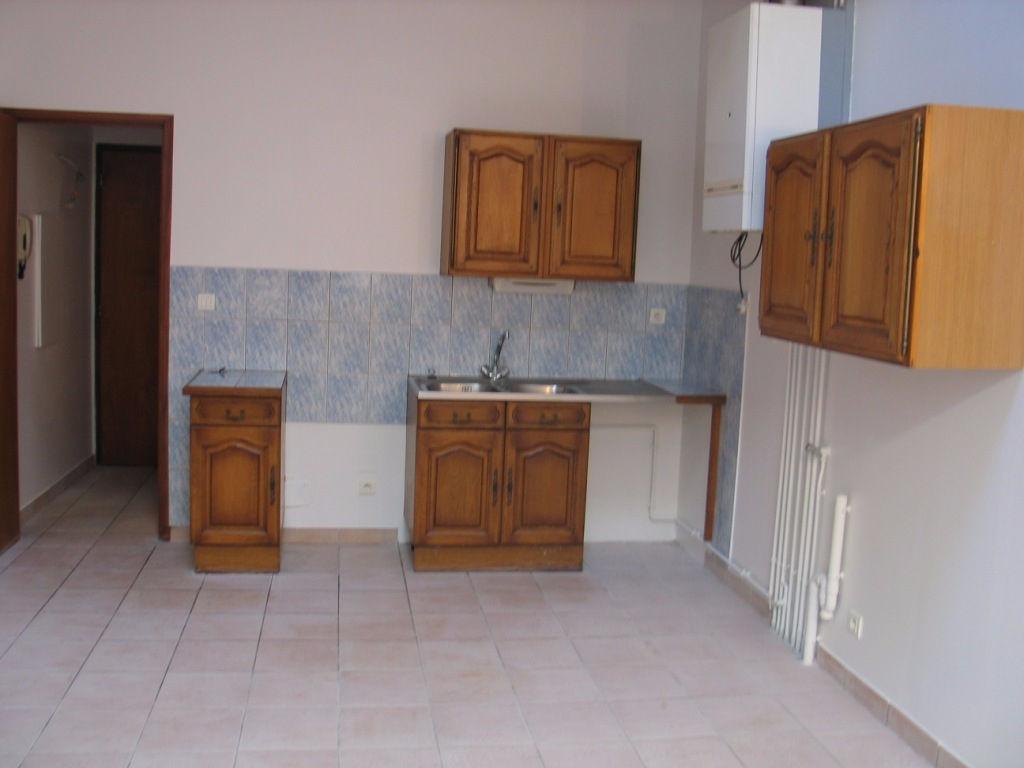 Appartement r�nov� Villeneuve Sur Lot - 2 pi�ce(s) - 37 m2