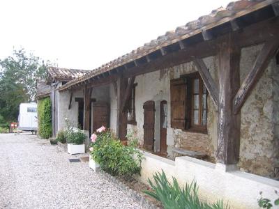  Fermette St Pierre De Caubel            - 7 pi�ce(s) - 150 m2
