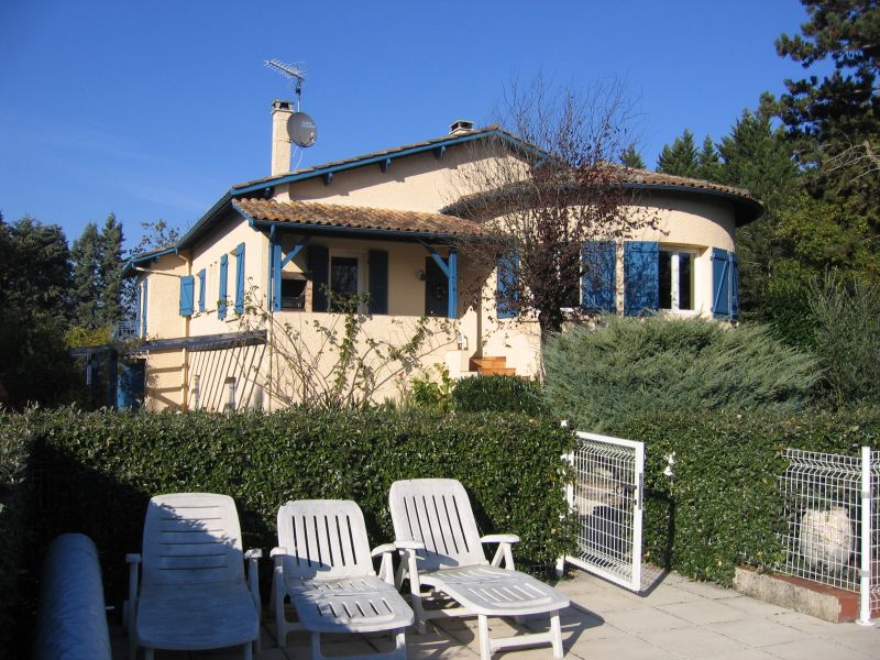  Maison Villeneuve Sur Lot 7 pi�ce(s) 214 m2