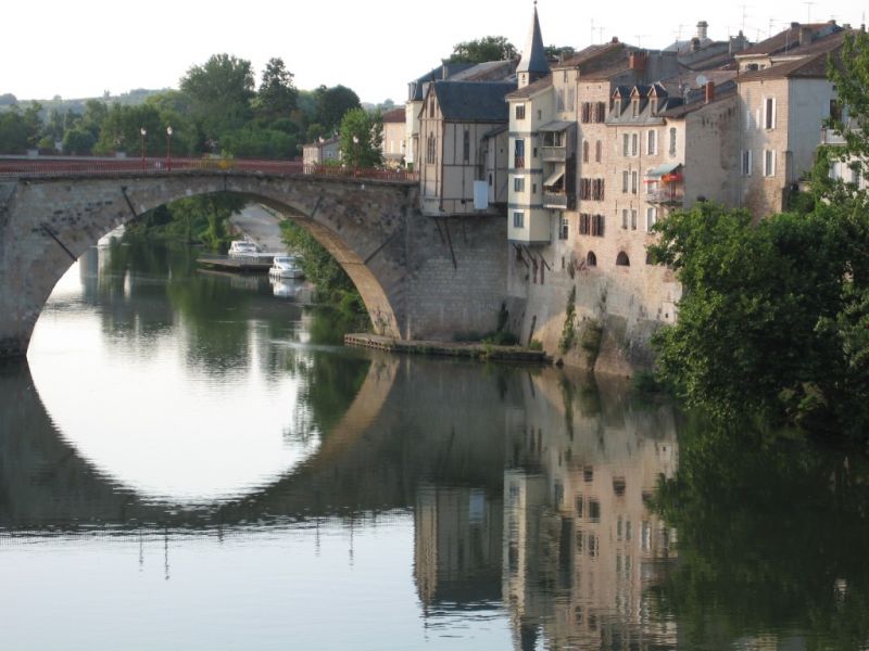 Immeuble rive droite Villeneuve Sur Lot