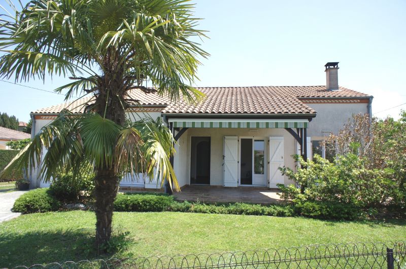 Maison plain pied centre ville Villeneuve Sur Lot 4 pi�ce(s) 92 m2