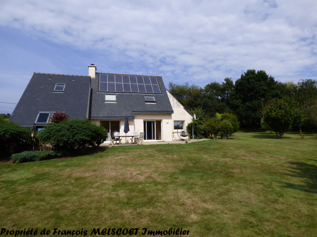Maison Lannion 6 pièce(s) 140 m2 Maison Lannion 6 pièce(s) 140 m2
