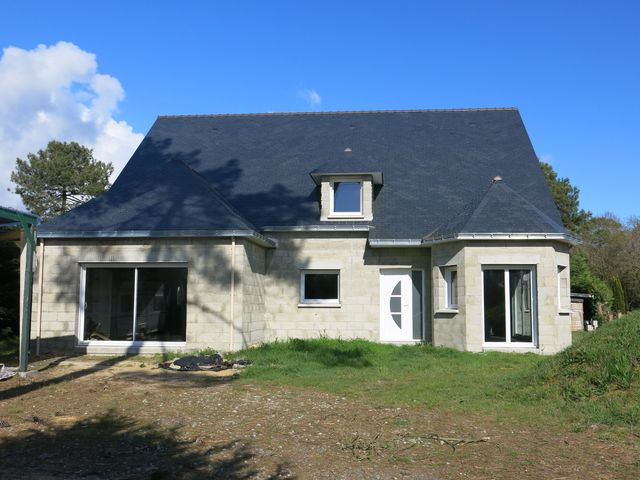 Maison non achevée A VENDRE 56130 CAMOEL proche port de plaisance, quartier résidentiel Maison non achevée A VENDRE 56130 CAMOEL proche port de plaisance, quartier résidentiel