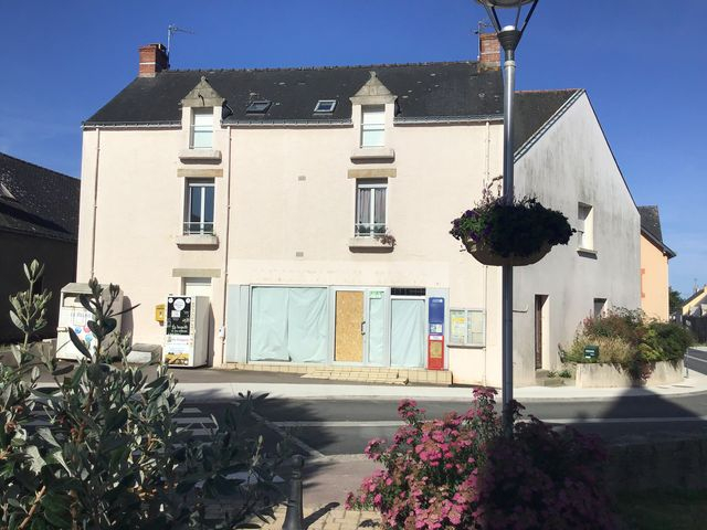 Maison à vendre 56130 CAMOEL avec espace commercial et deux logements idéal investisseurs Maison à vendre 56130 CAMOEL avec espace commercial et deux logements idéal investisseurs
