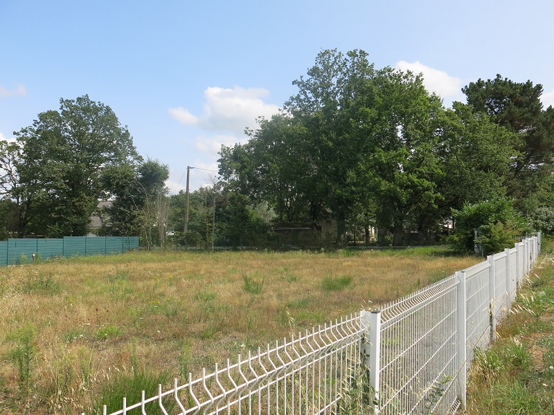 Terrain a vendre a 300 mètres du bourg de Penestin sur mer Terrain a vendre a 300 mètres du bourg de Penestin sur mer