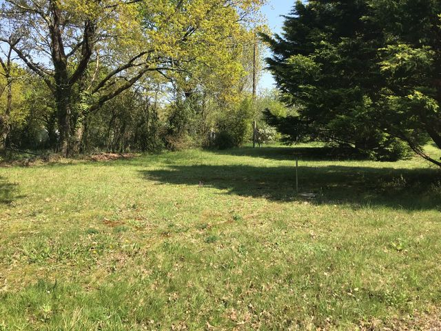 Terrain à bâtir de 420 m² à vendre au calme et à 2 pas des commerces PENESTIN Terrain à bâtir de 420 m² à vendre au calme et à 2 pas des commerces PENESTIN