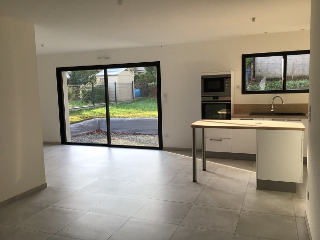 LA ROCHE BERNARD-NIVILLAC, A PIED DES COMMERCES, MAISON NEUVE DE PLAIN PIED, PROCHE AXE NANTES - VANNES, 15 MIN DES PLAGES DE PENESTIN, LA ROCHE BERNARD-NIVILLAC, A PIED DES COMMERCES, MAISON NEUVE DE PLAIN PIED, PROCHE AXE NANTES - VANNES, 15 MIN DES PLAGES DE PENESTIN,
