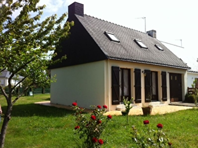 Maison P�nestin proche plages 3 chambres