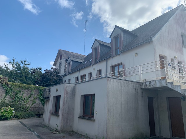 LA ROCHE BERNARD, LOCAUX EN DUPLEX AVEC 5 PLACES DE PARKINGS, PROCHE AXE NANTES-VANNES, 15 MIN PLAGES, BRETAGNE SUD - GOLFE DU MORBIHAN LA ROCHE BERNARD, LOCAUX EN DUPLEX AVEC 5 PLACES DE PARKINGS, PROCHE AXE NANTES-VANNES, 15 MIN PLAGES, BRETAGNE SUD - GOLFE DU MORBIHAN