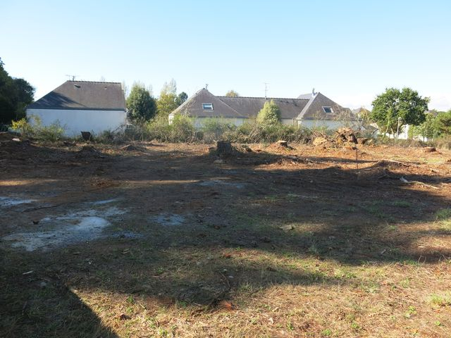 Terrain a vendre a Penestin, commune du littoral situee entre Vannes et La Baule Terrain a vendre a Penestin, commune du littoral situee entre Vannes et La Baule