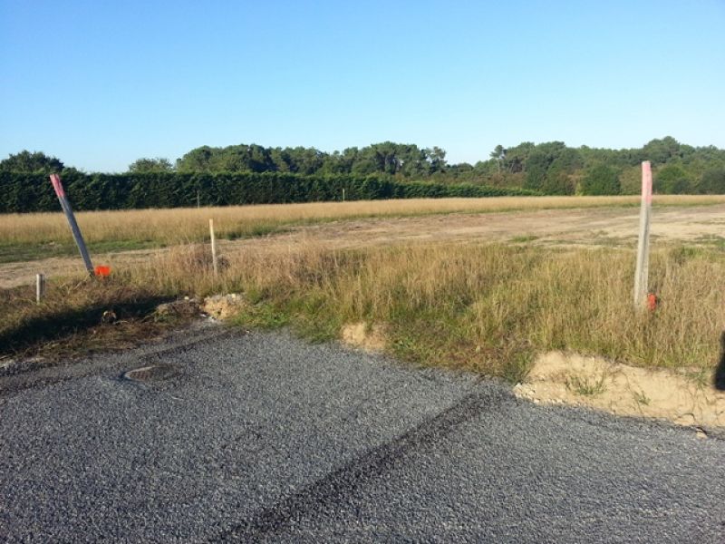 terrain à bâtir de 616 m² à vendre NIVILLAC proche voie express NANTES / VANNES terrain à bâtir de 616 m² à vendre NIVILLAC proche voie express NANTES / VANNES