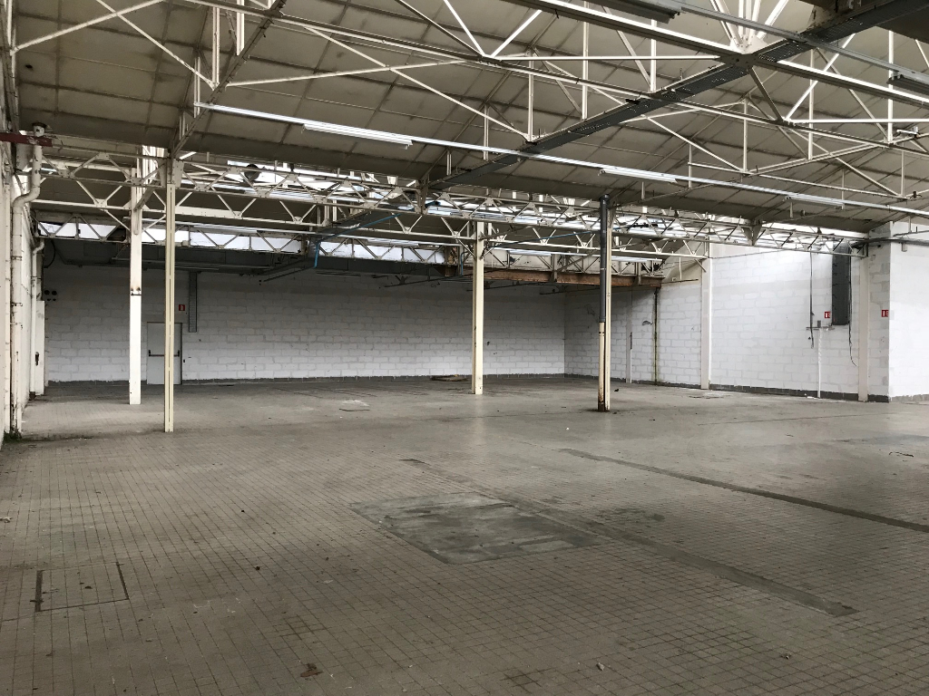Entrep�t / local industriel Montceau-les-mines 730 m2