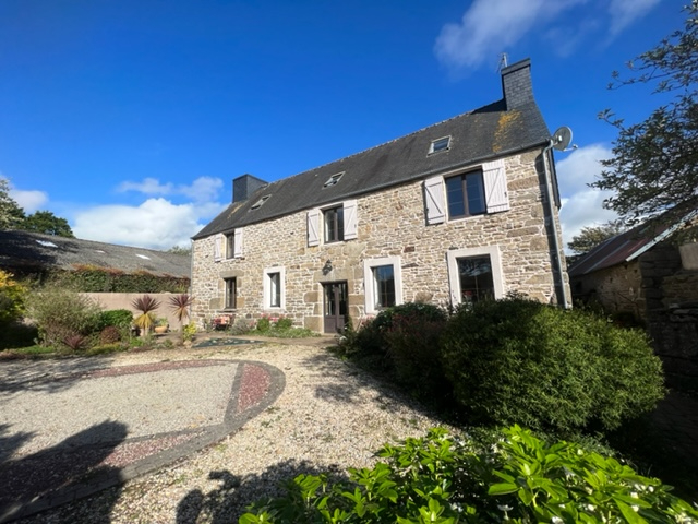 CORPS DE FERME 10 pièce(s) 230 m2