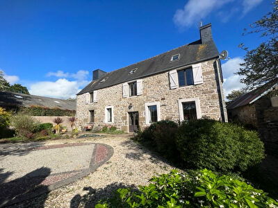 CORPS DE FERME 10 pi�ce(s) 230 m2
