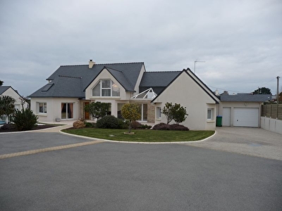Maison Plouarzel + d�pendances de 53m2