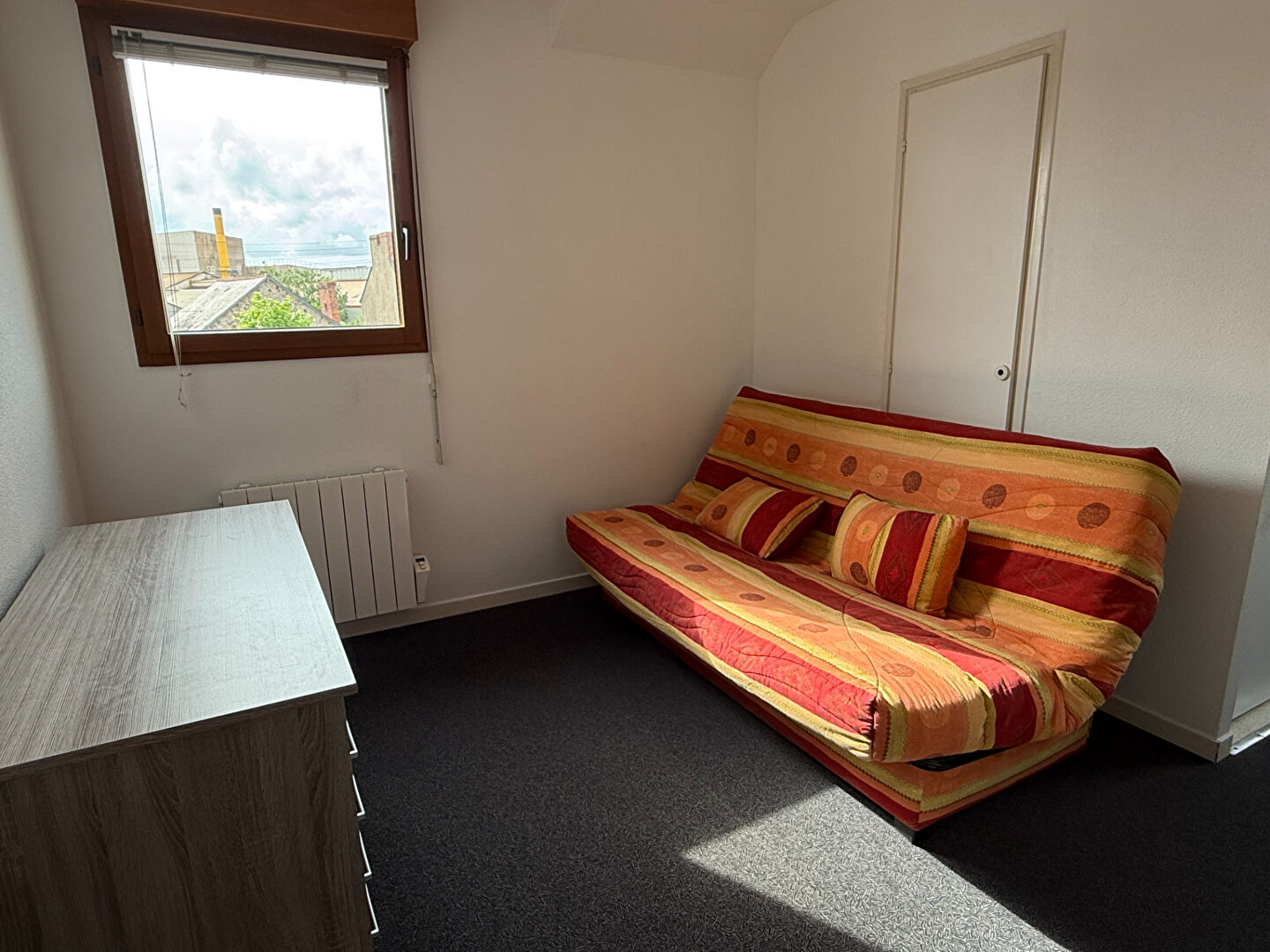A LOUER REDON STUDIO IDEAL ETUDIANT OU PREMIER LOGEMENT REDON 35600 ILLE ET VILAINE BRETAGNE A LOUER REDON STUDIO IDEAL ETUDIANT OU PREMIER LOGEMENT REDON 35600 ILLE ET VILAINE BRETAGNE