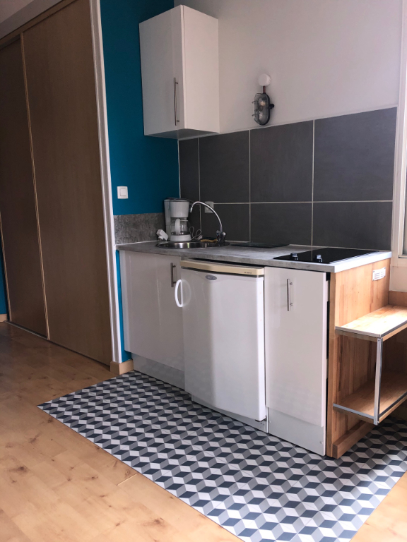 A LOUER STUDIO MEUBLE REDON 35600 ILLE ET VILAINE BRETAGNE A LOUER STUDIO MEUBLE REDON 35600 ILLE ET VILAINE BRETAGNE