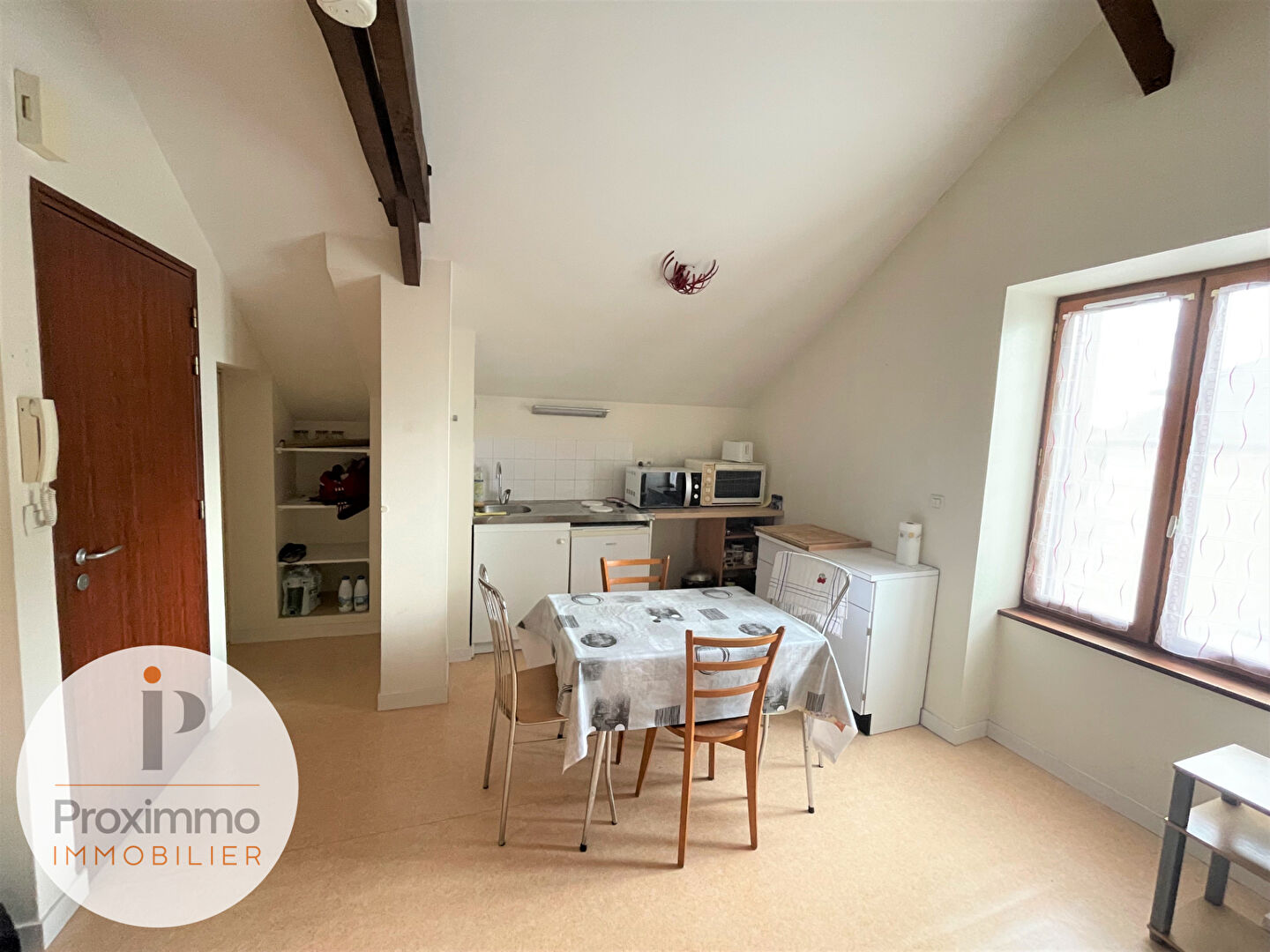 A LOUER STUDIO MEUBLE CENTRE VILLE 35470 BAIN DE BRETAGNE A LOUER STUDIO MEUBLE CENTRE VILLE 35470 BAIN DE BRETAGNE