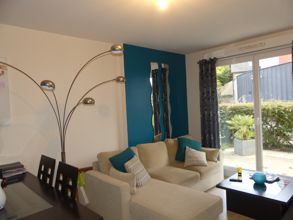 Appartement Saint Nicolas De Redon 2 pièce(s) Appartement Saint Nicolas De Redon 2 pièce(s)