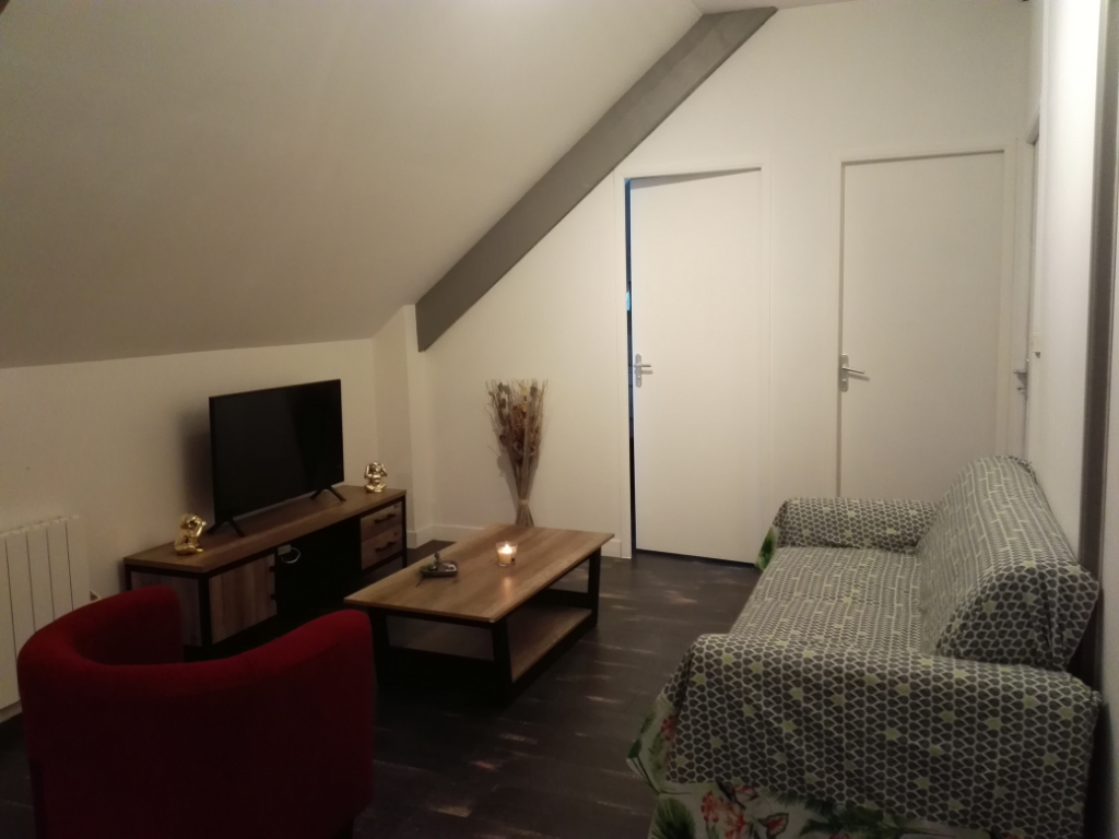 A LOUER COLOCATION POUR 3 PERSONNES PLOERMEL CENTRE VILLE BRETAGNE MORBIHAN A LOUER COLOCATION POUR 3 PERSONNES PLOERMEL CENTRE VILLE BRETAGNE MORBIHAN