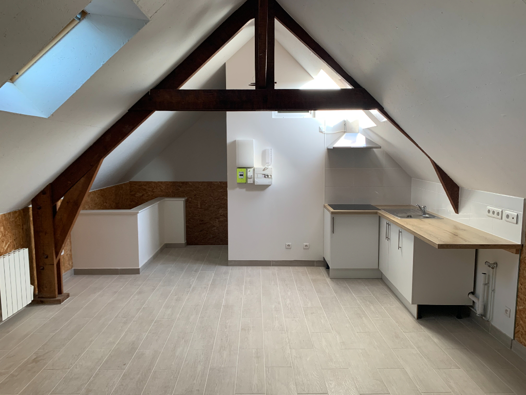 A LOUER T2 CENTRE VILLE QUESTEMBERT 56230 MORBIHAN BRETAGNE A LOUER T2 CENTRE VILLE QUESTEMBERT 56230 MORBIHAN BRETAGNE