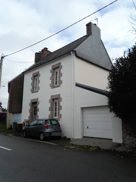 A LOUER MAISON CENTRE VILLE PLOERMEL 3 CHAMBRES 56800 PLOERMEL A LOUER MAISON CENTRE VILLE PLOERMEL 3 CHAMBRES 56800 PLOERMEL