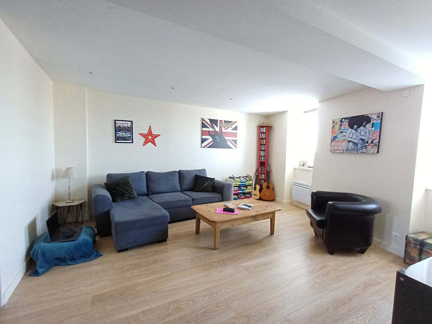 A LOUER MAGNIFIQUE APPARTEMENT PLEIN CENTRE DUPLEX PLOERMEL 56800 A LOUER MAGNIFIQUE APPARTEMENT PLEIN CENTRE DUPLEX PLOERMEL 56800