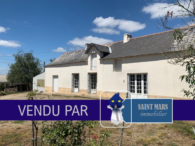 Maison en pierre à rénover Maison en pierre à rénover