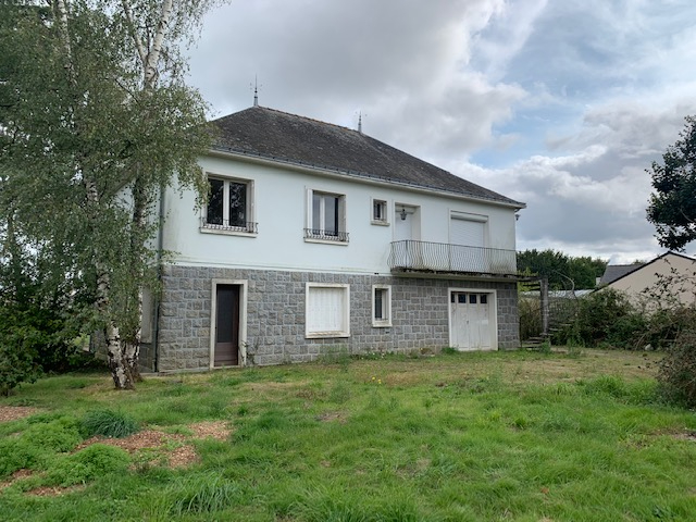 Maison de bourg à rénover Maison de bourg à rénover