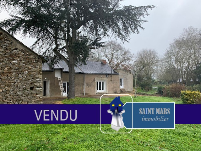 Maison en pierre à rénover Maison en pierre à rénover