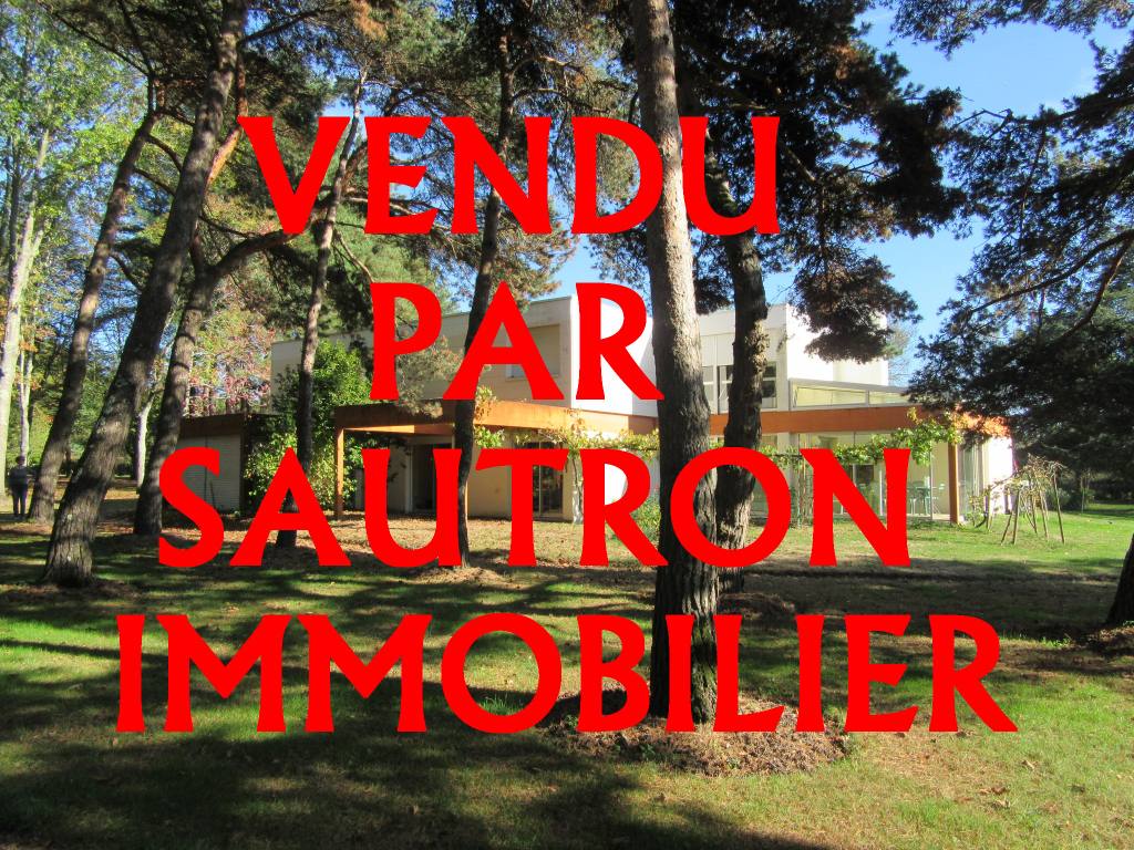 Maison Sautron 7 pièce(s) 210 m2 Maison Sautron 7 pièce(s) 210 m2
