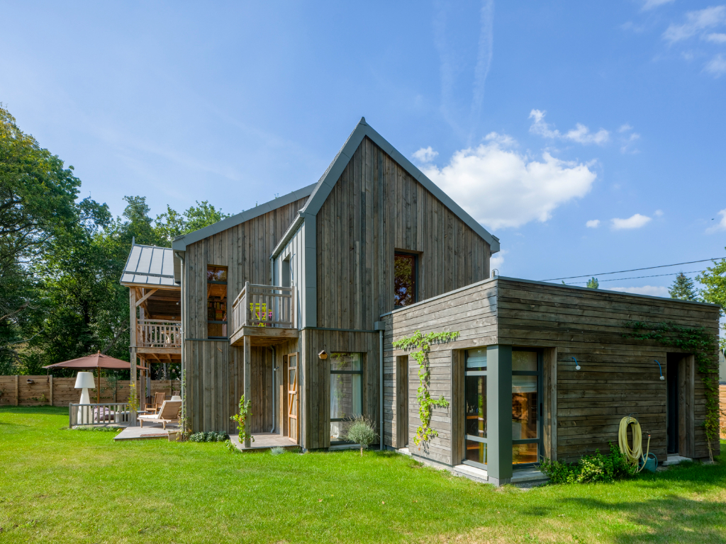 Maison Sautron 7 pièce(s) 212 m2 Maison Sautron 7 pièce(s) 212 m2