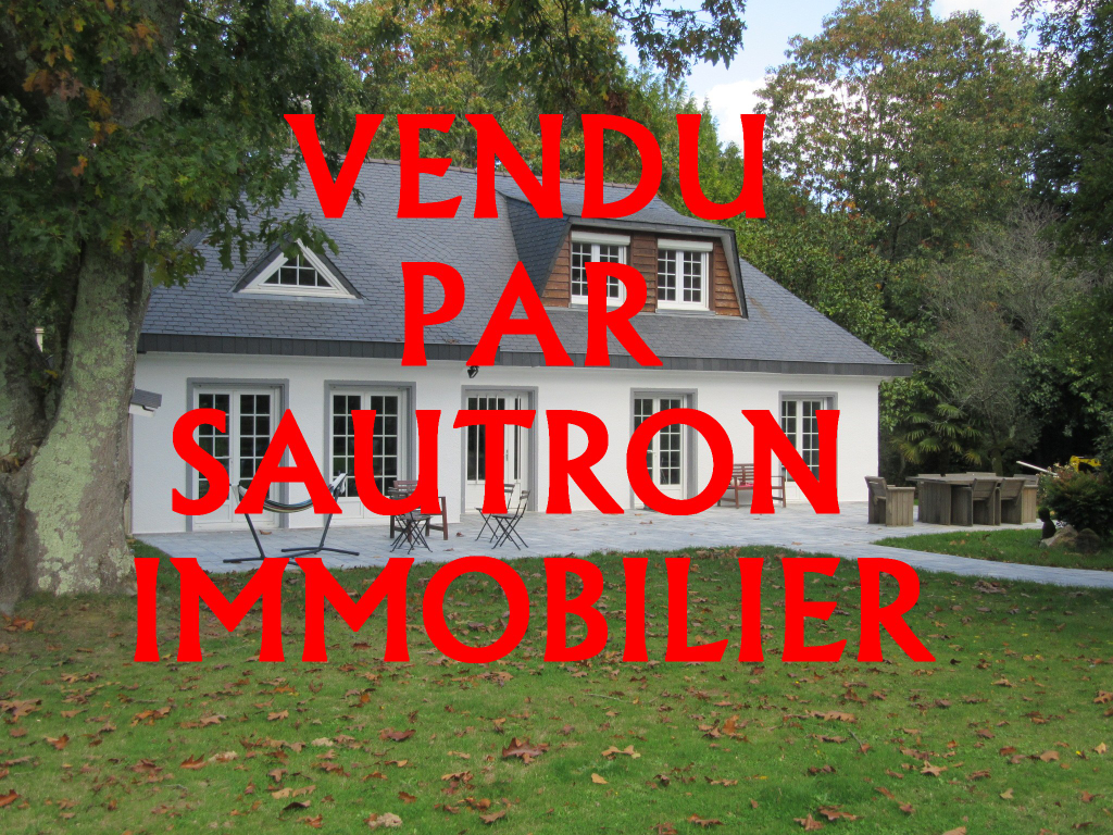 Maison Sautron 8 pièce(s) 148 m2 Maison Sautron 8 pièce(s) 148 m2
