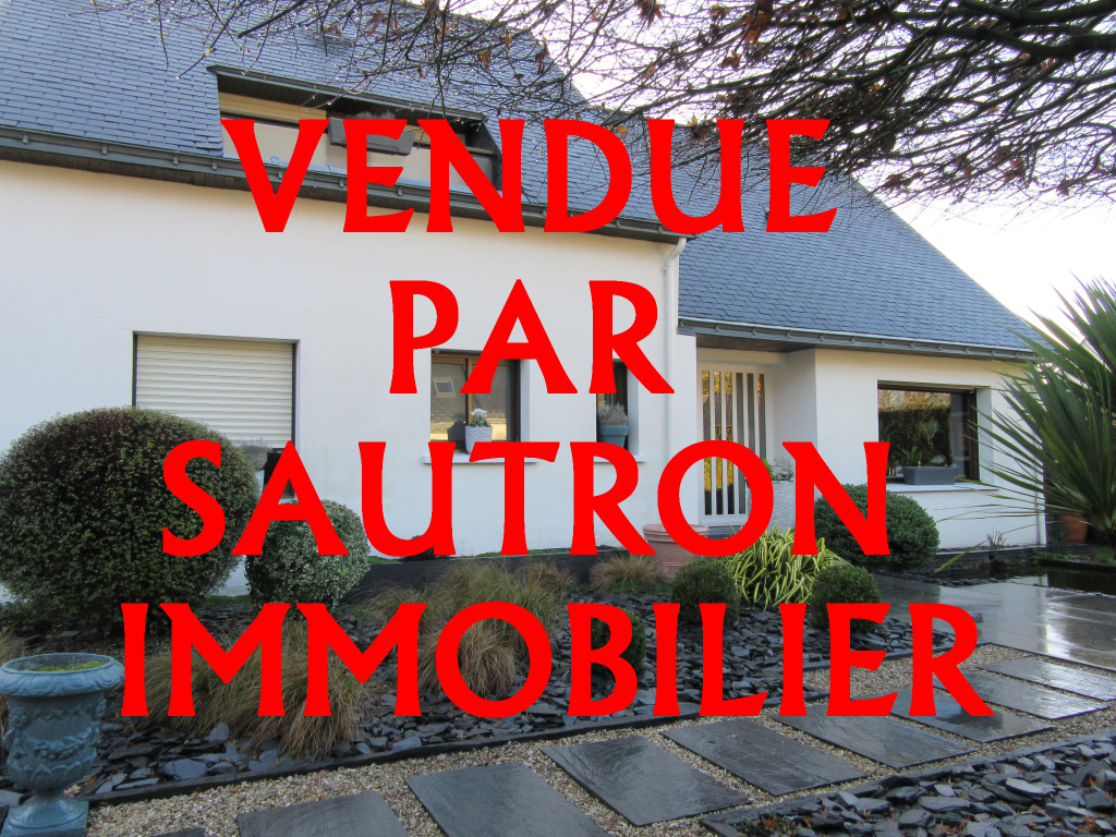 Maison Sautron 8 pièce(s) 160 m2 Maison Sautron 8 pièce(s) 160 m2