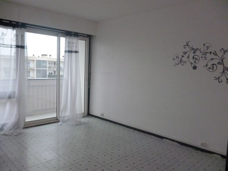 LA ROCHELLE APPT TYPE 3 VENDU LOUE