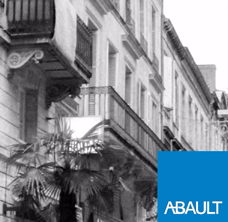 A c�der Bordeaux proximit� porte Dijeaux