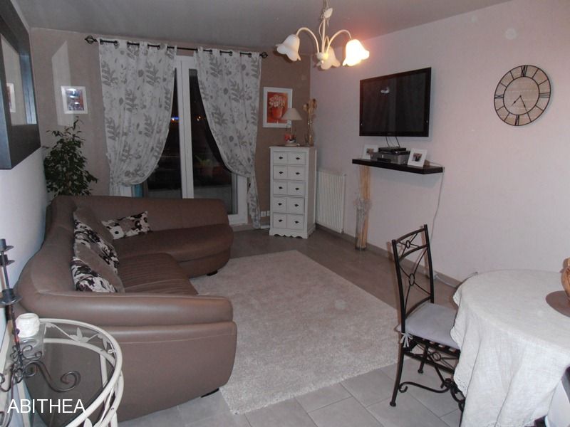 Bonneuil 3 chbres + cave et parking