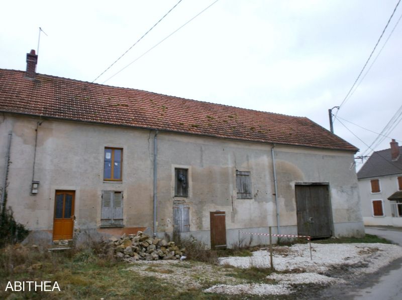 Grange 218 m2 et 1000m� de terrain