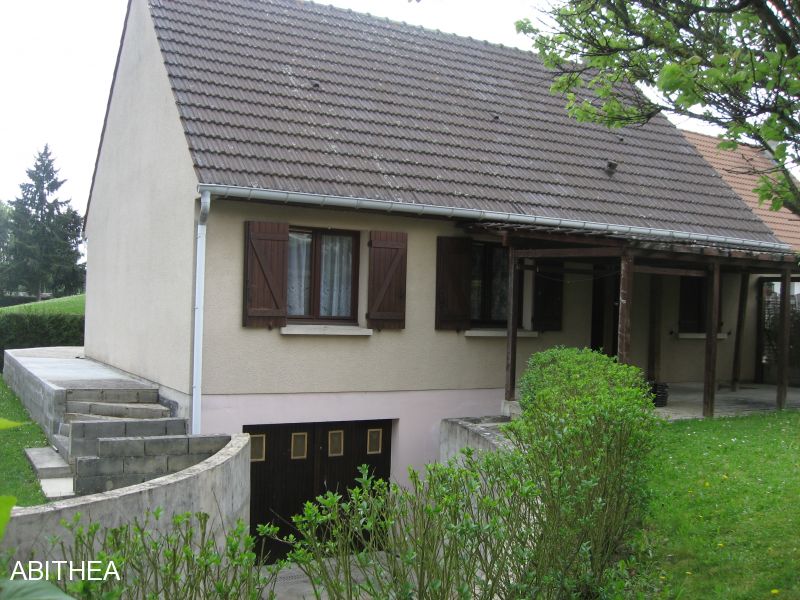 Maison Roissy En Brie 5 pi�ce(s) 103 m2