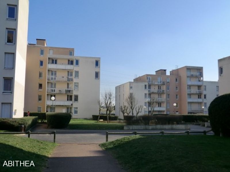 Appartement Roissy En Brie 5 pi�ce(s) 100 m2